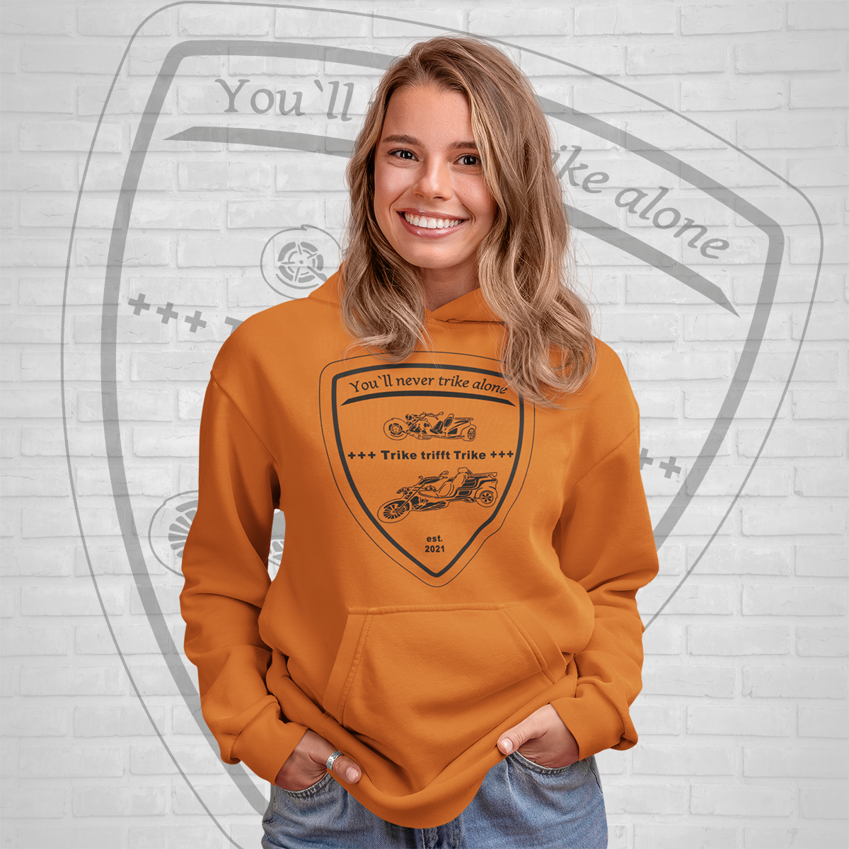 Hoodie für Frauen orange Trike trifft Trike Logo